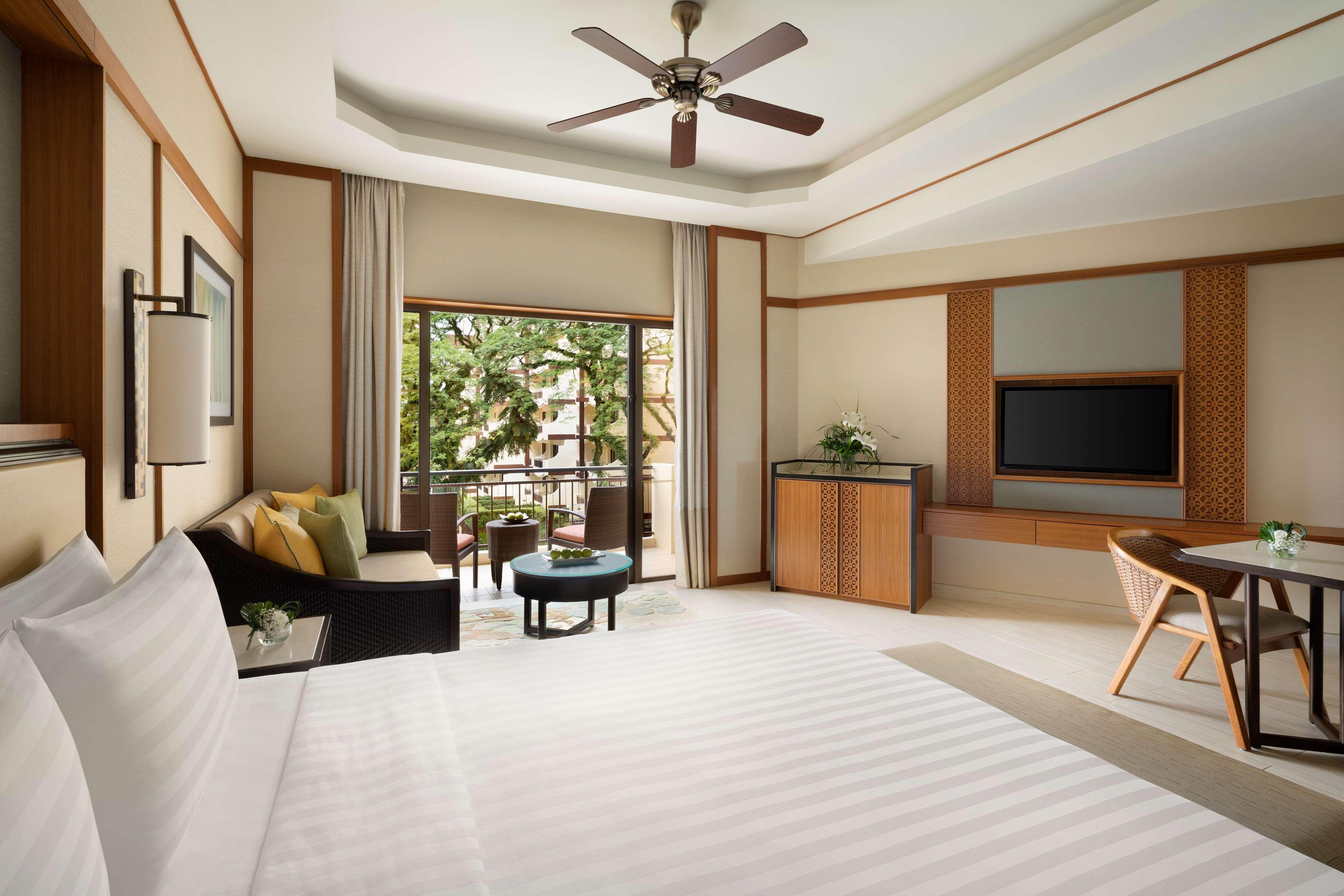 Shangri-La Rasa Sayang, Penang باتو فيرينغي المظهر الخارجي الصورة A suite at the hotel