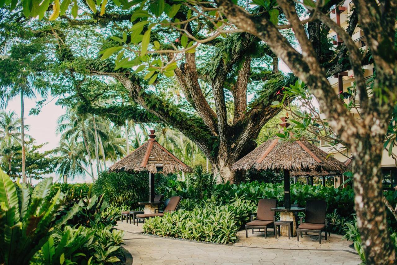 Shangri-La Rasa Sayang, Penang باتو فيرينغي المظهر الخارجي الصورة The beach at the resort